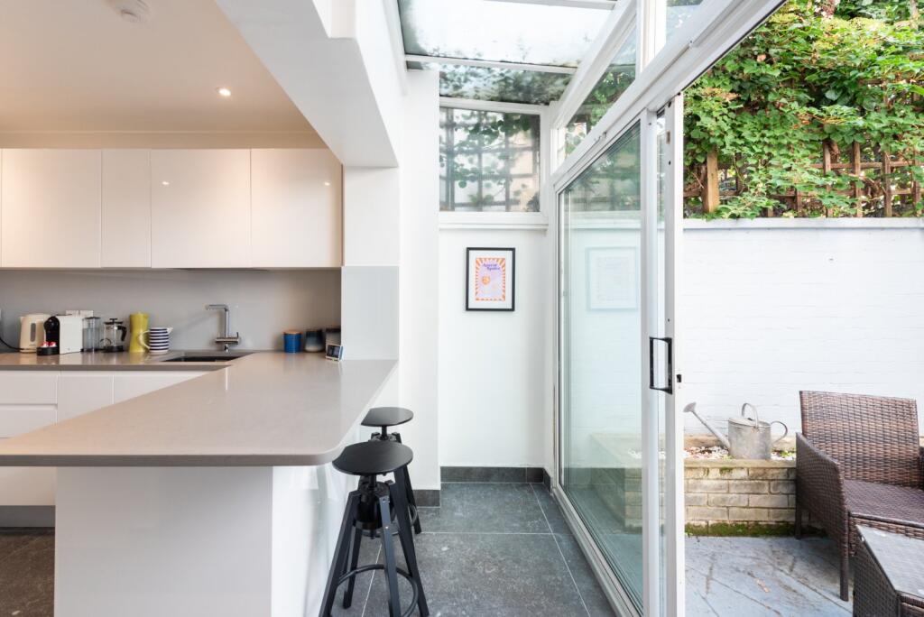 Main image of property: Gloucester Mews West, London, W2
