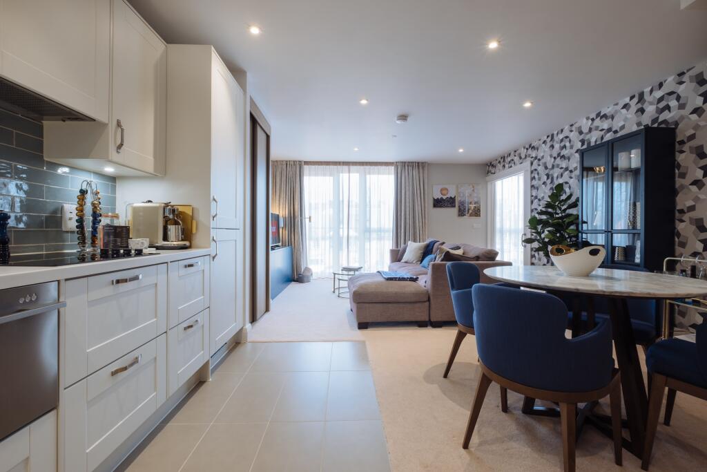 Chapelwood, Alderley Road, Wilmslow, Cheshire East photo 3