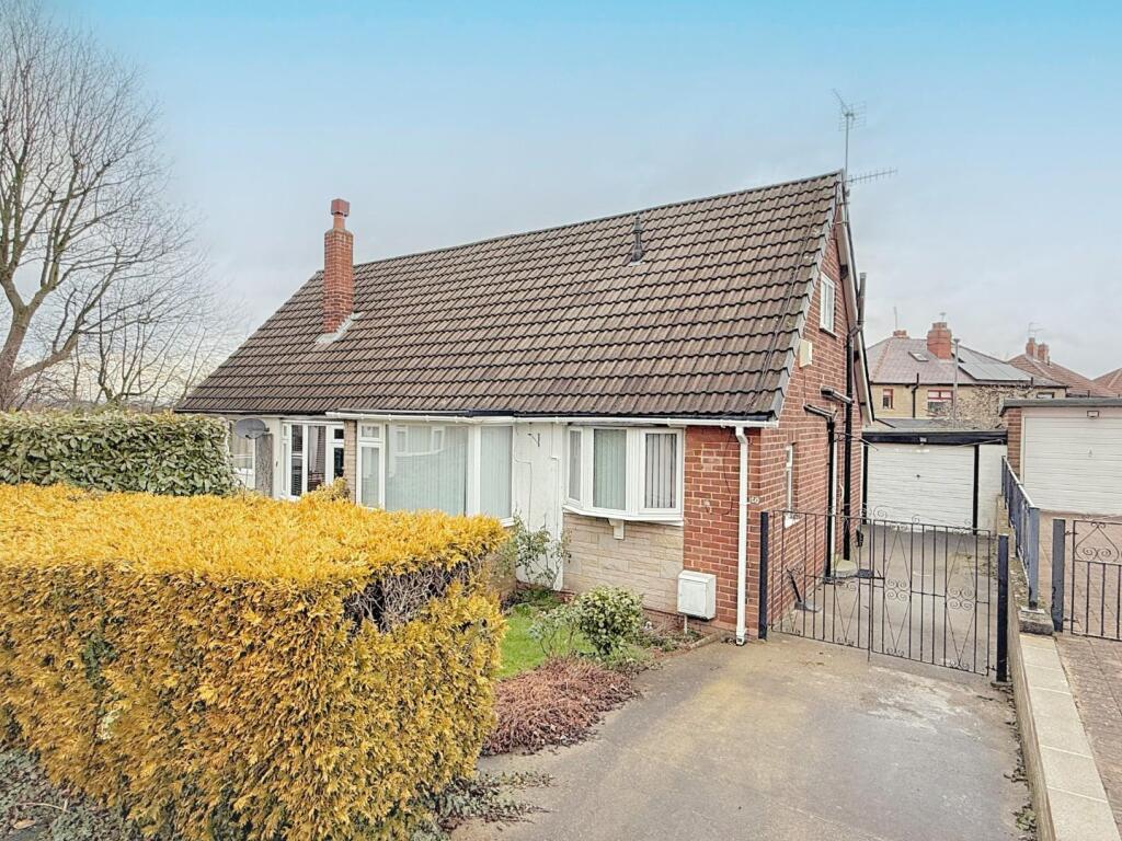 Main image of property: Beecroft Close, Leeds