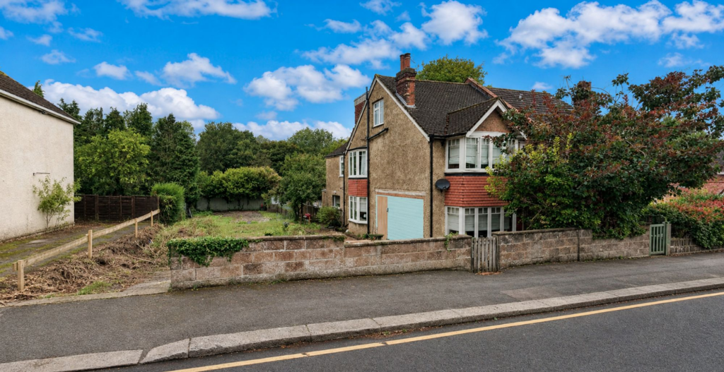 Main image of property: Coulsdon
