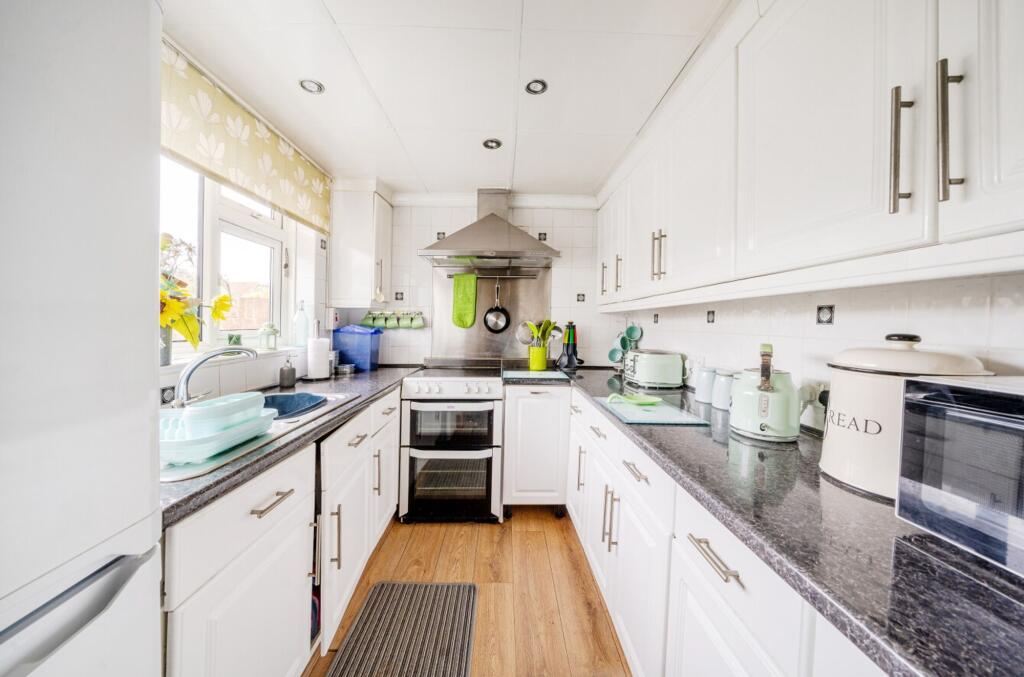 61 Grafton Road photo 4
