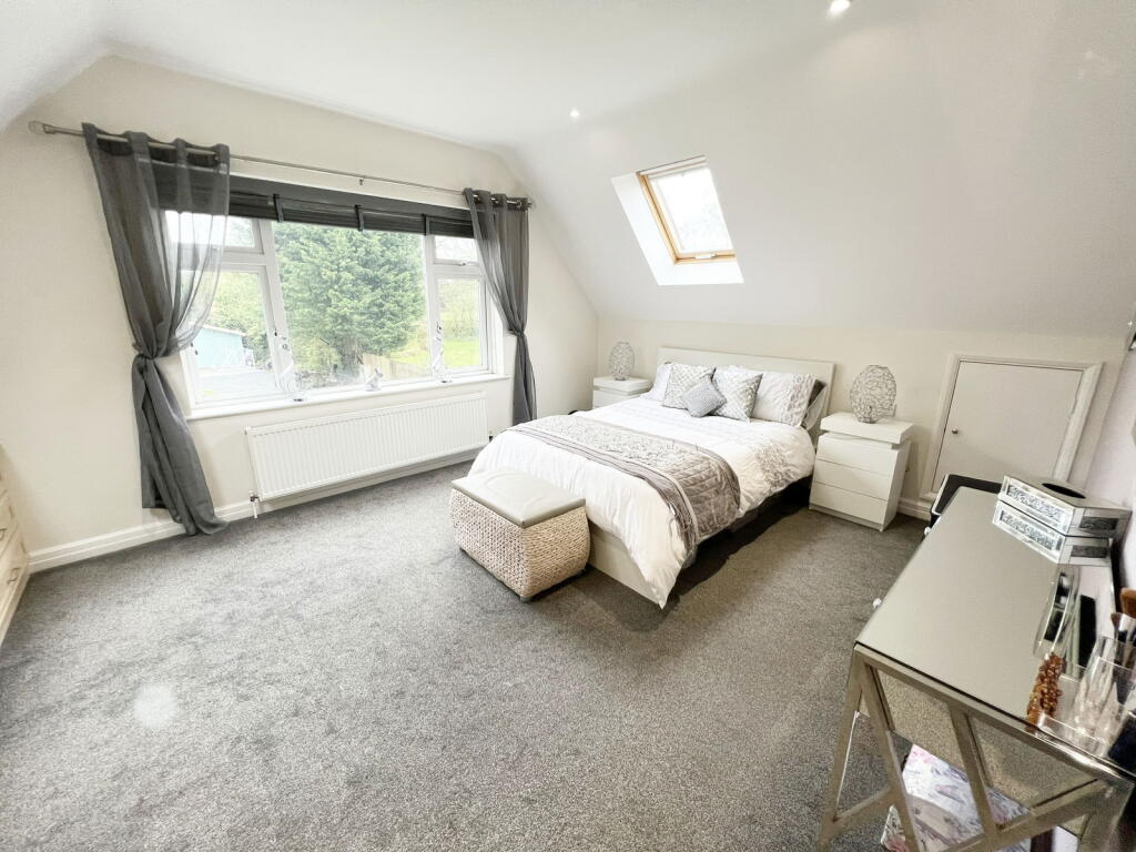 Additional image 19 of Birchy Close, Dickens Heath, Solihull