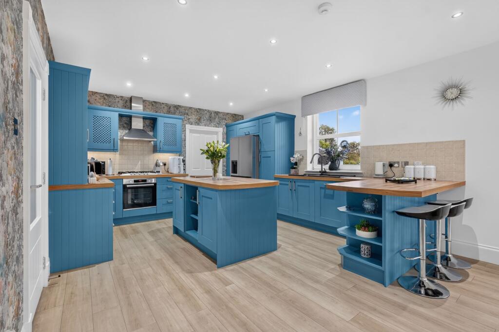 55 Montgomerie Drive, Stewarton, KA3 3AP photo 3