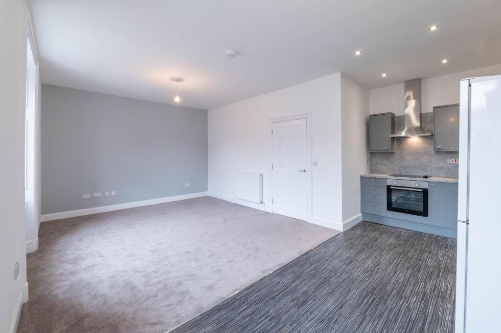 Apartment in Broxburn, West Lothian - View 3