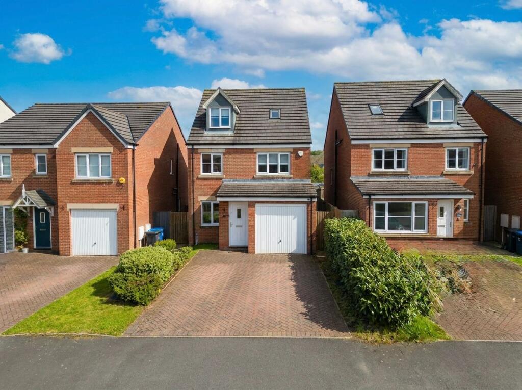 Main image of property: Brookview Close, Blackburn, BB1 9NT