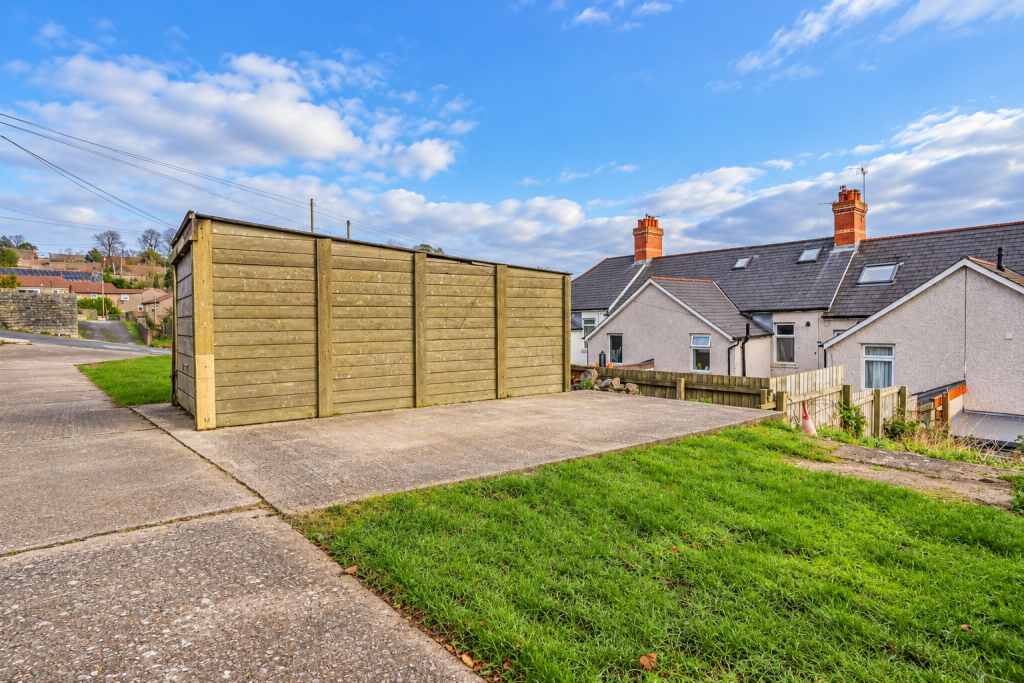 Apartment in Barry, Vale of Glamorgan - More