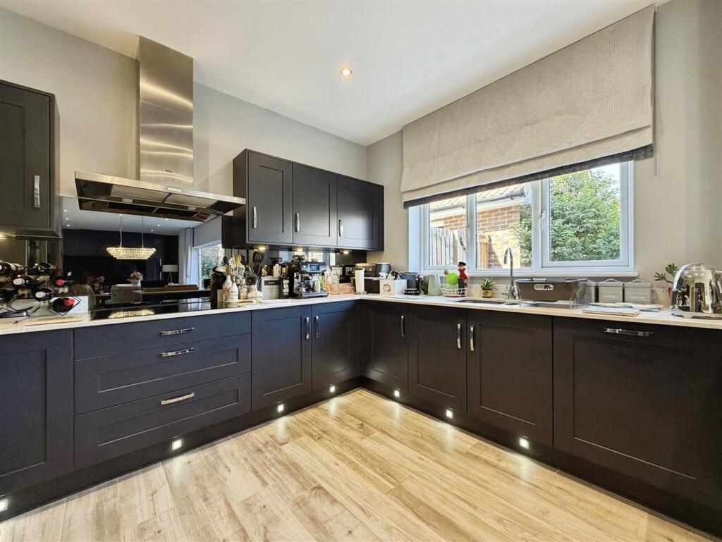 House in Doncaster - View 5