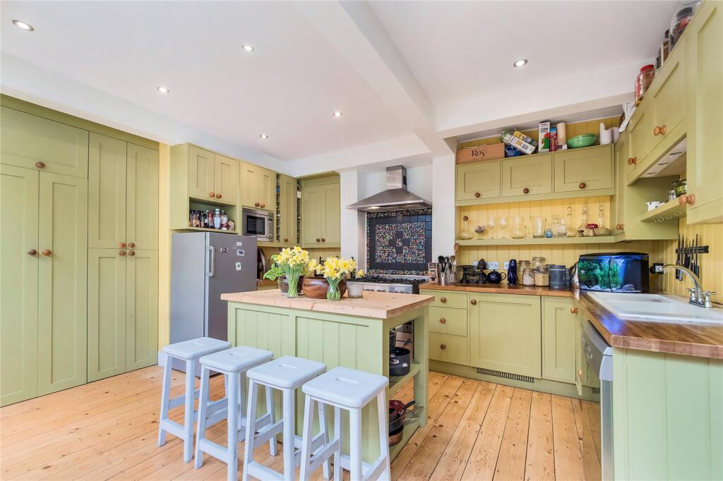 Apartment in London - View 4