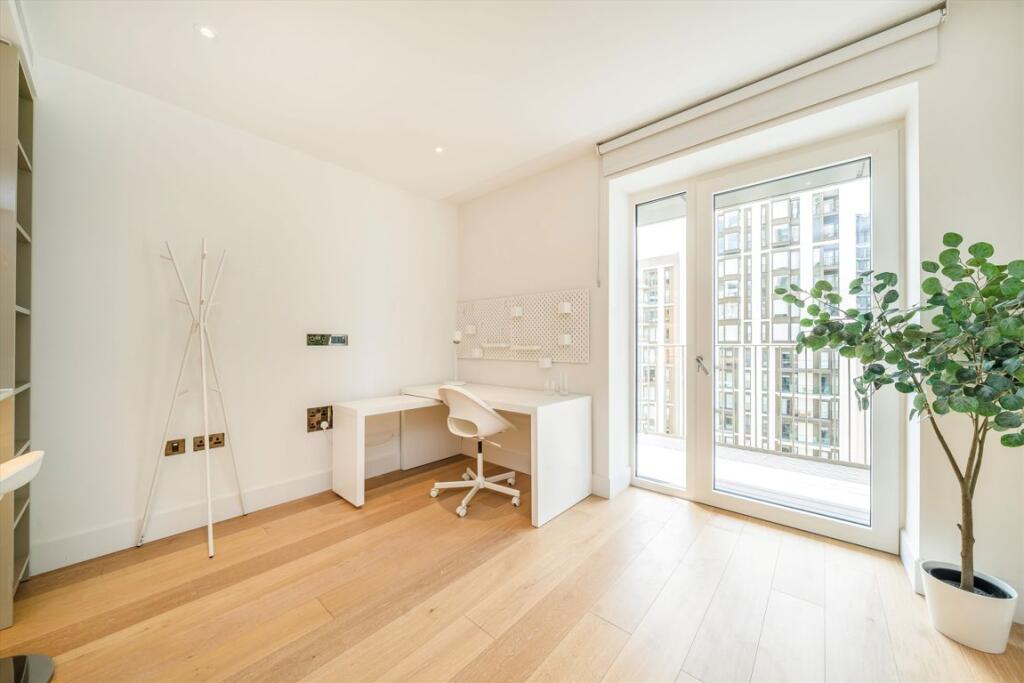 Apartment in London - View 5