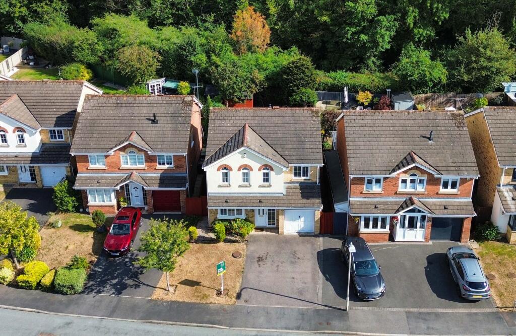 Main image of property: Smore Slade Hills, Oadby, Leicester
