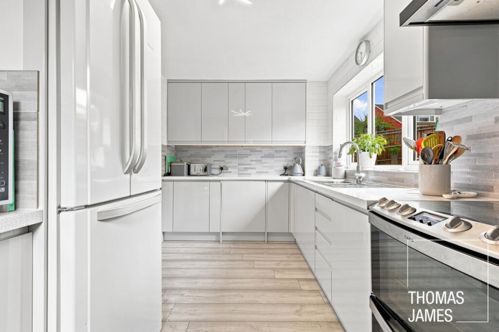 House in Enfield, London Borough of Enfield - View 3