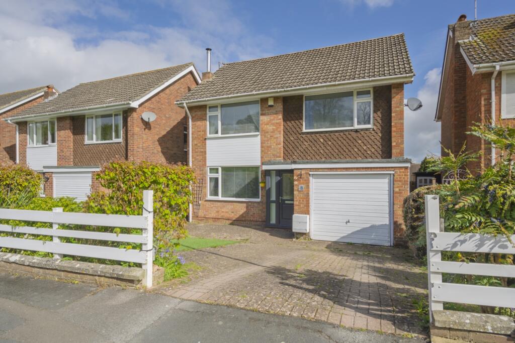 Main image of property: Parklands Road, Swindon, SN3 1EG