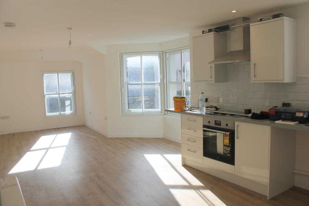 Flat 2 kitchen Living room