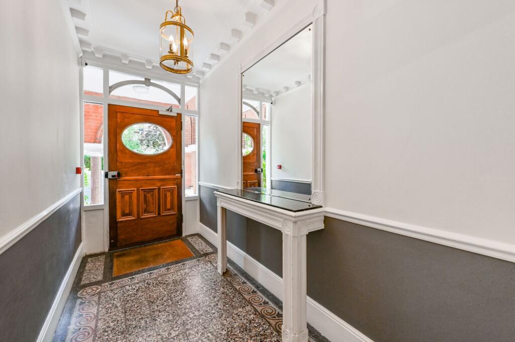 4 bedroom flat for rent