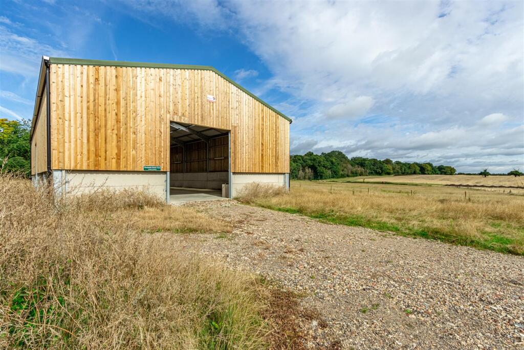 Main image of property: Old Park Ride, Goffs Oak, Waltham Cross