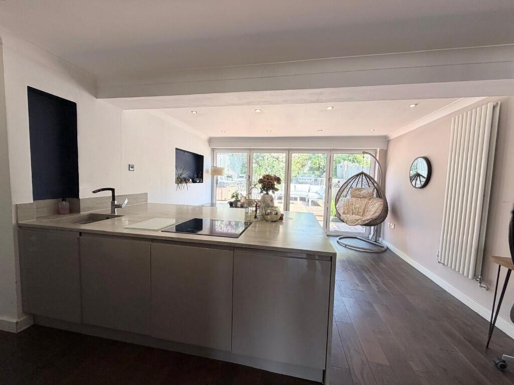 Porters Close, DEANSHANGER MK19 photo 5