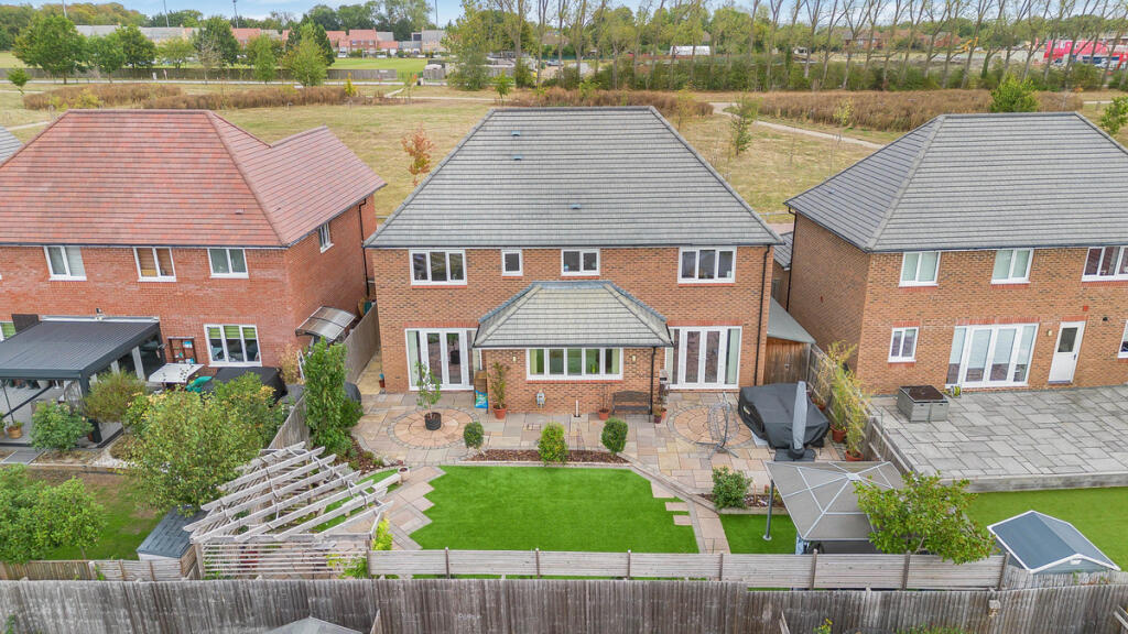 House in Vale of White Horse, Blaise Park, Milton - View 2