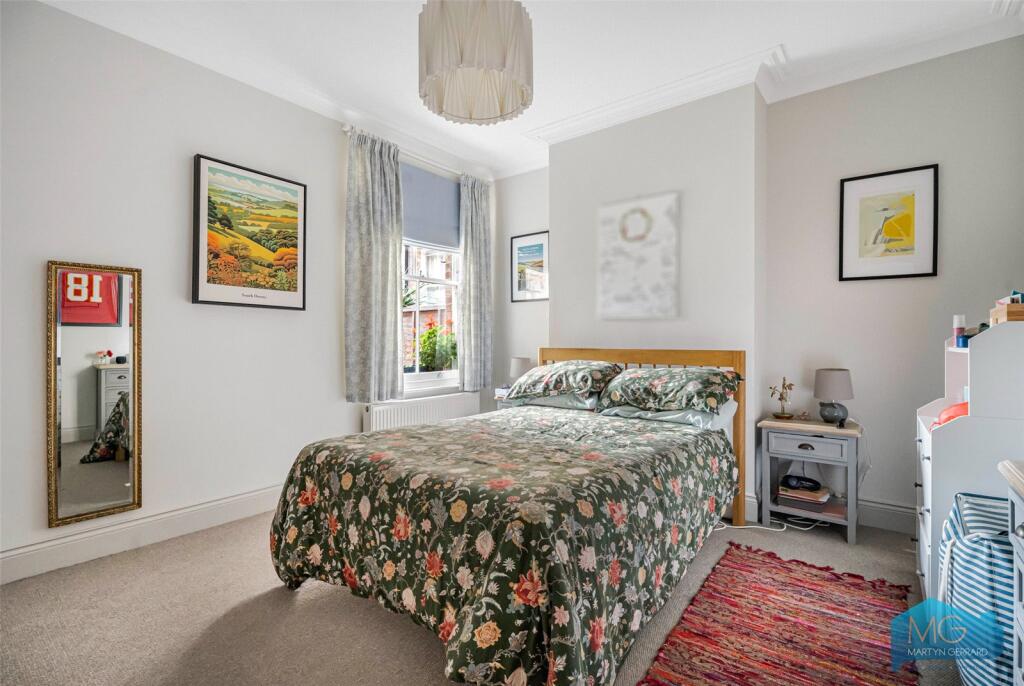 Apartment in London - View 3