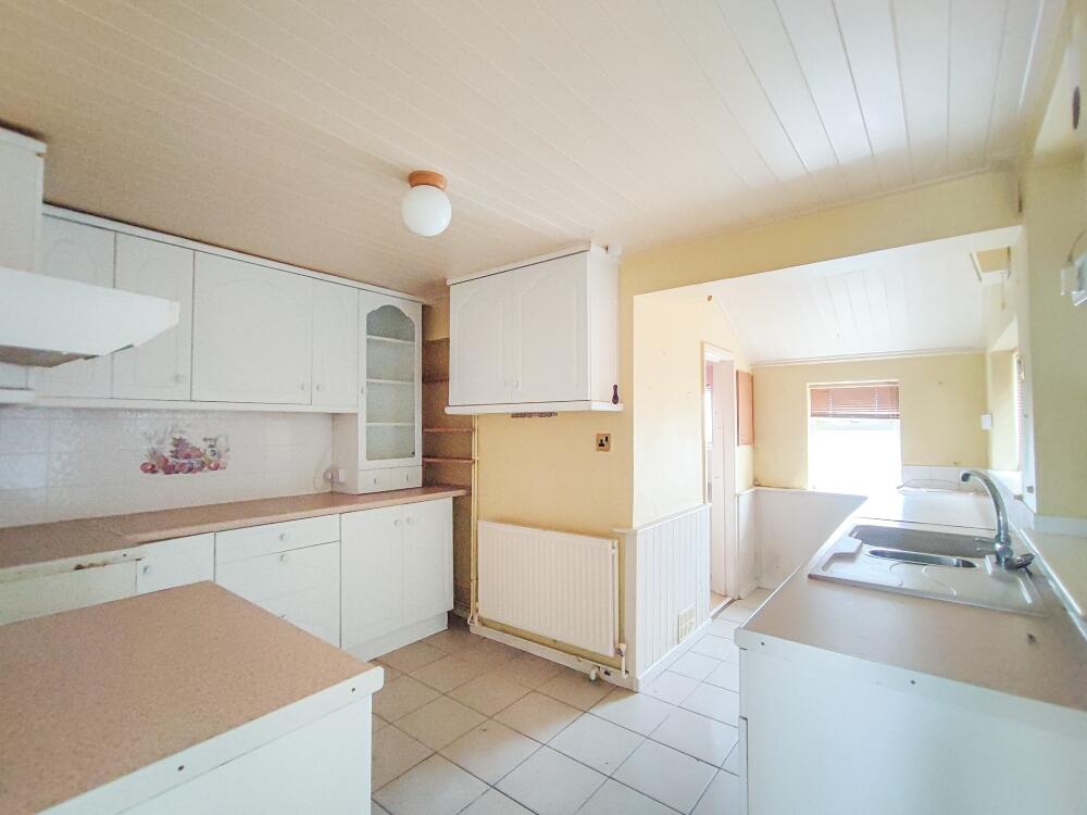 10, Maynard Terrace, BS39 photo 2