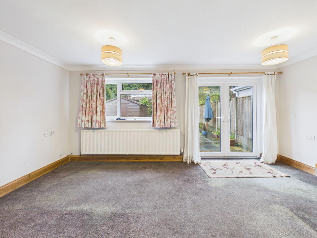 Hampshire Gardens, Coleford photo 3