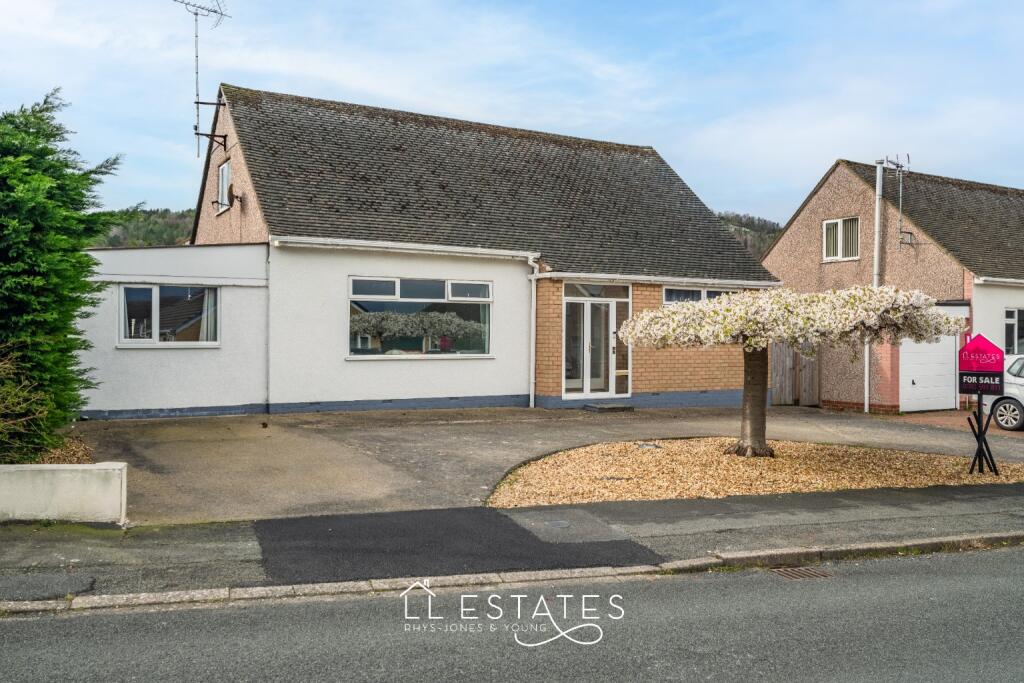 Main image of property: Bryn Twr, Abergele
