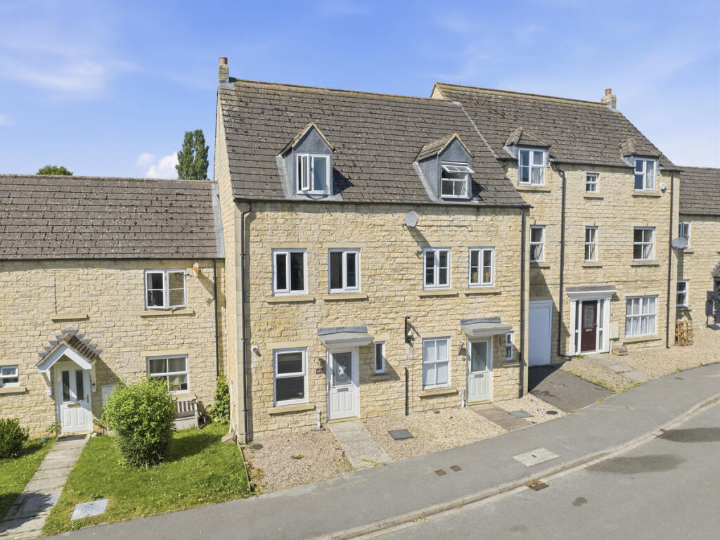 Main image of property: 62 Dale Grove, Leyburn, DL8 5GA