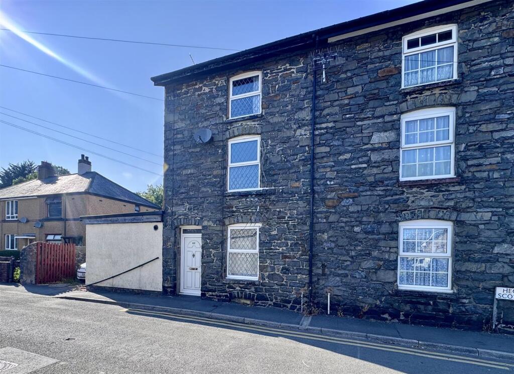 Main image of property: Scotland Street, Llanrwst