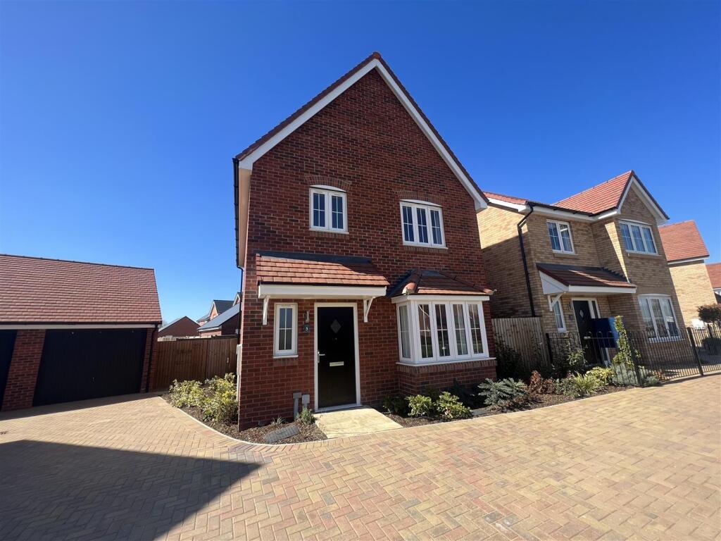 Main image of property: Hopwood, Bury St Edmunds