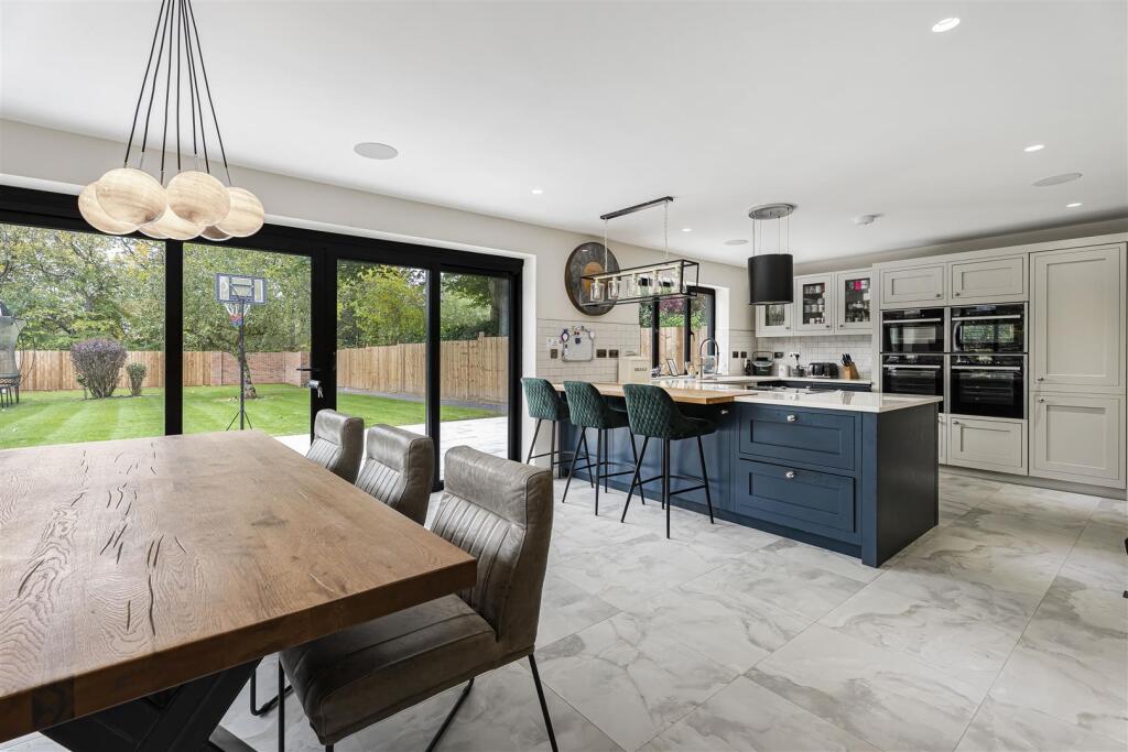 House in Stevenage - More