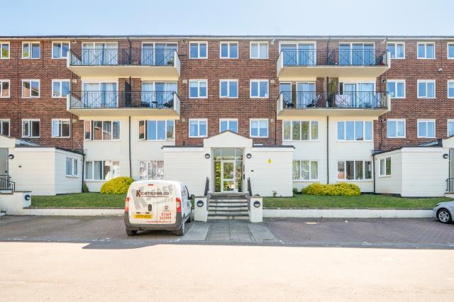 Main image of property: Lizmans Court, Silkdale Close, Oxford
