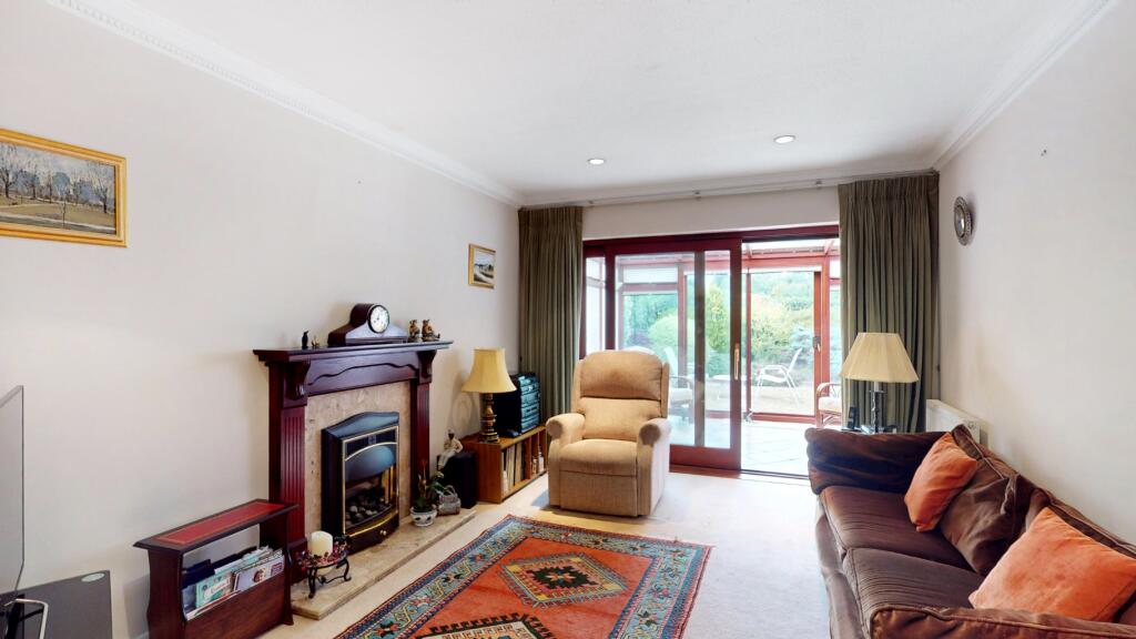 Cannonbury Avenue, Pinner photo 3