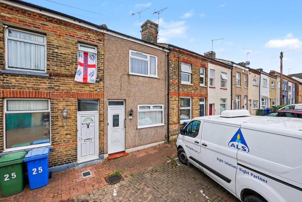 Main image of property: Gibson Street, Sittingbourne, Kent, ME10 1AY