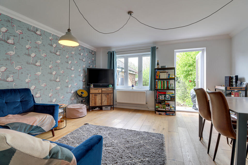 House in St Albans, Harpenden - View 2