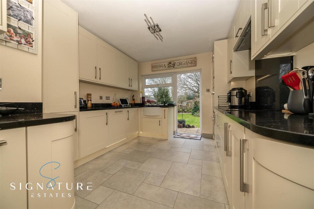 House in Three Rivers, Abbots Langley - View 5