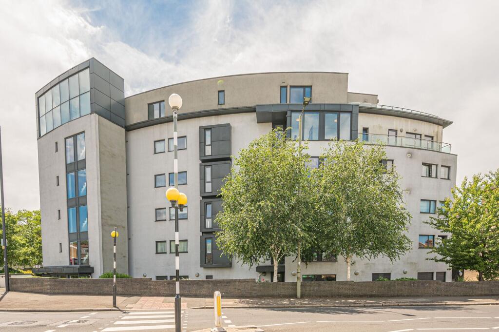 Main image of property: Friern Barnet Road, Friern Barnet, London, N11