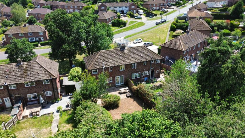 Main image of property: Middle Close, Newbury, Berkshire, RG14