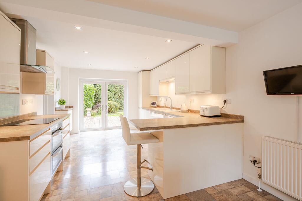 House in Swindon - View 5