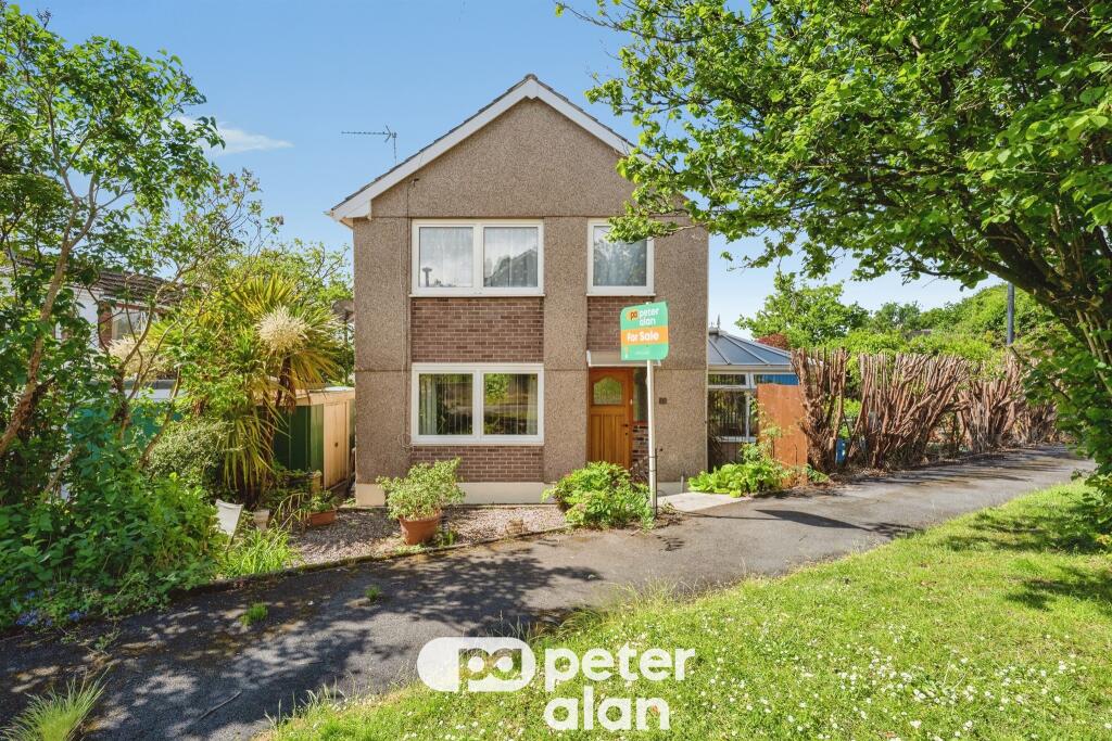 Main image of property: Plas Newydd, Dunvant, Swansea