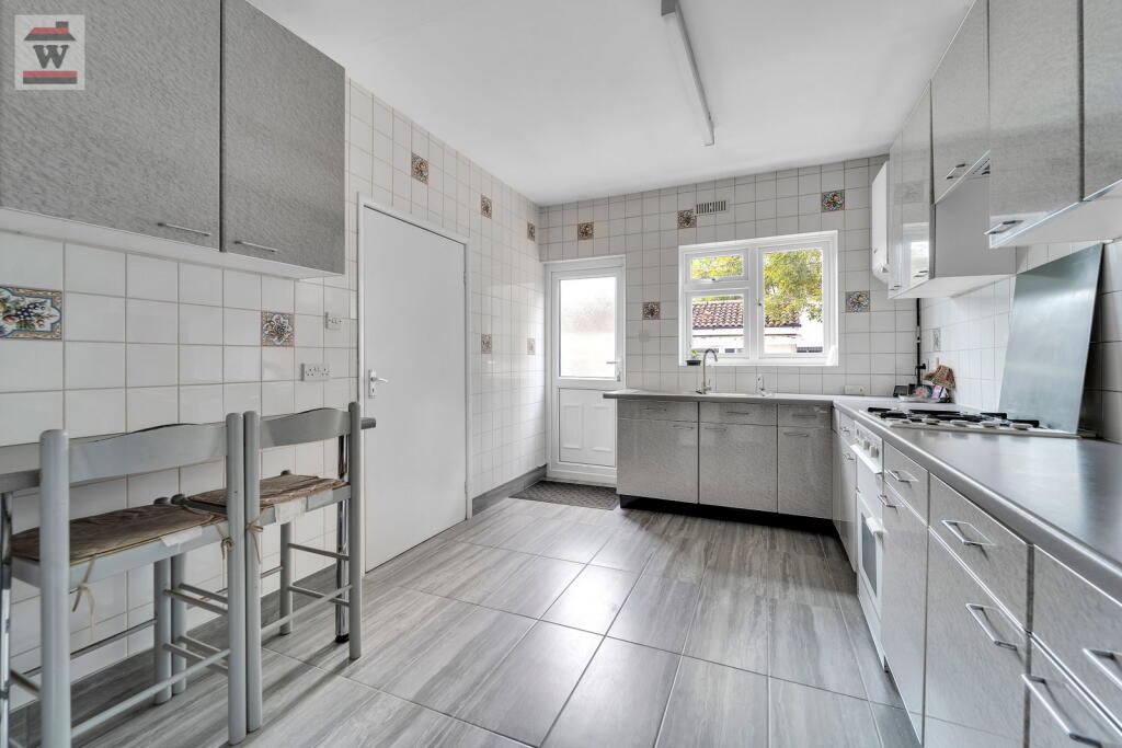 House in Twickenham - View 3