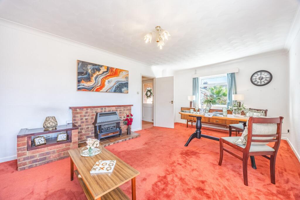 Detached Two-Bedroom Bungalow at the Lighthouse End of Hunstanton photo 4