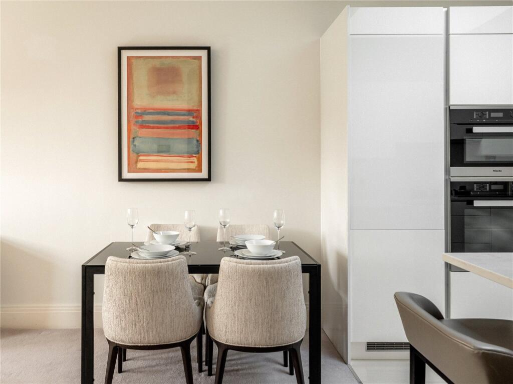 Apartment in London - View 3