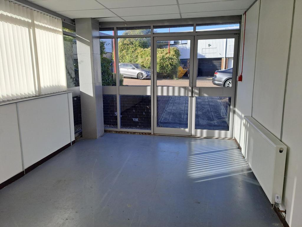 Photo 14