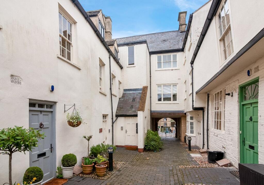 Main image of property: White Hart Mews, High Street, Chipping Norton
