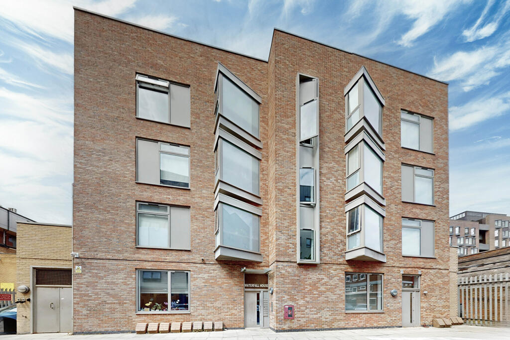 Apartment in London - View 5