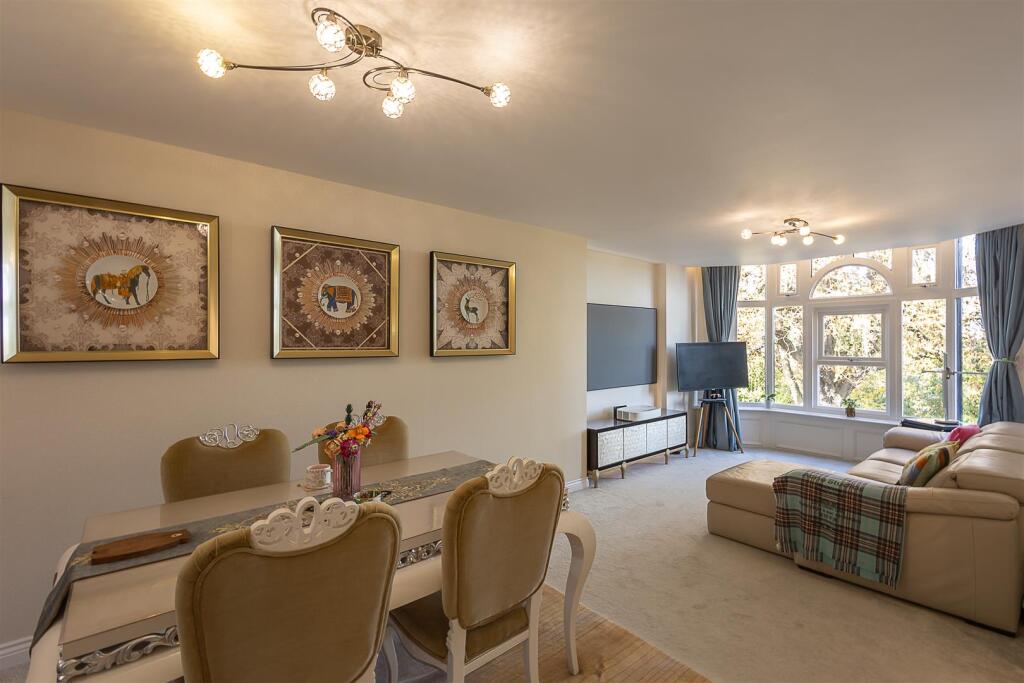 Apartment in Newcastle upon Tyne - View 2