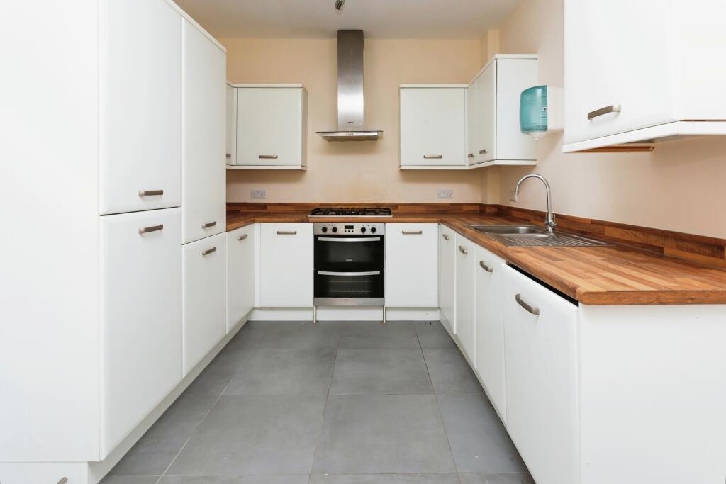 Newington Gate, Ashland, Milton Keynes, Buckinghamshire, MK6 photo 4