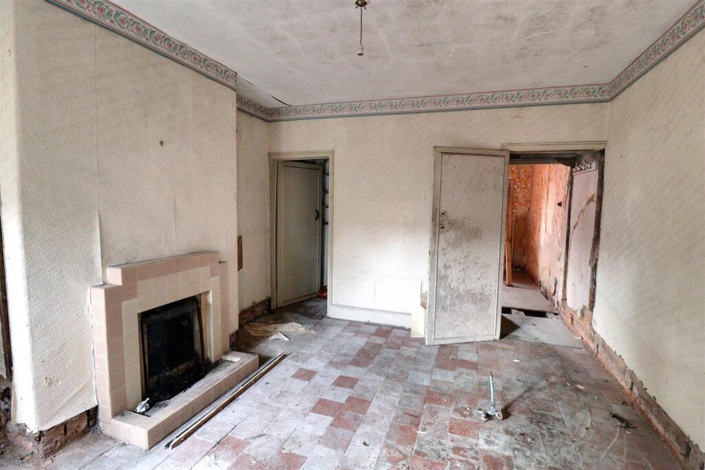 8, Slaney Street photo 2