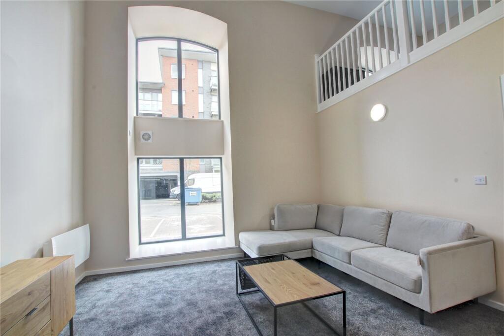 Apartment in Newcastle upon Tyne - View 4
