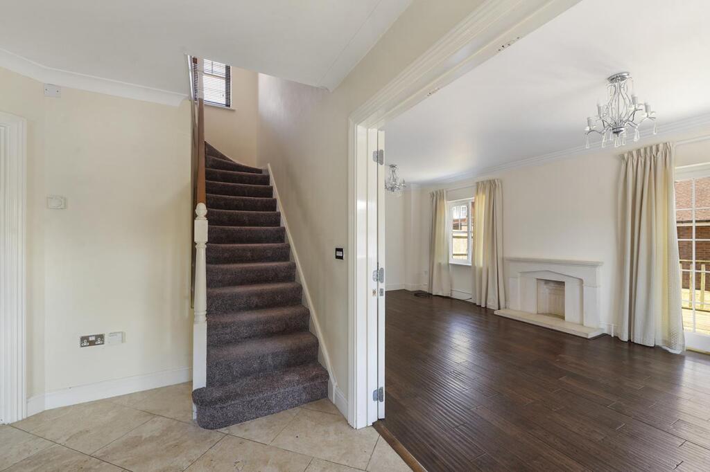 House in Tonbridge and Malling, Kings Hill - View 2