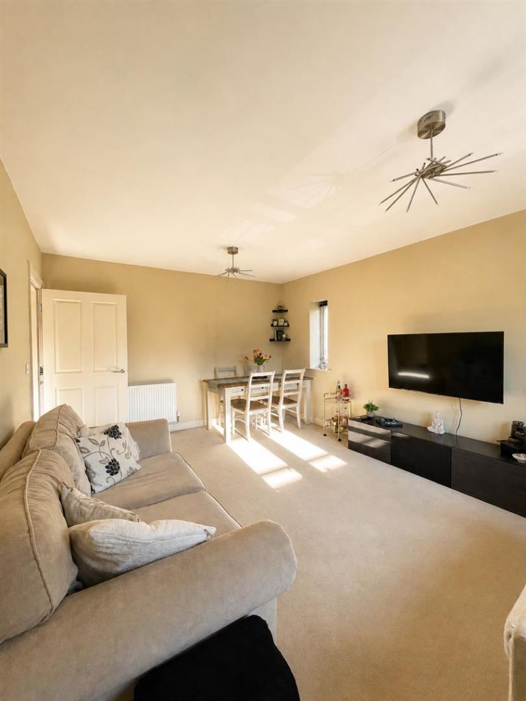 Apartment in Darlington, Pierremont - More